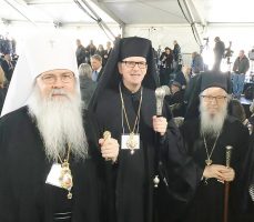 Metropolitan Tikhon Represents OCA at Funeral…