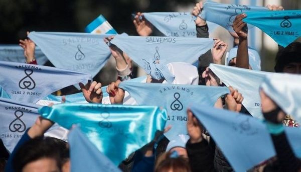 Orthodox Clergy, Faithful Took a Stand for Life Leading Up to Argentina’s Defeat of Pro-Abortion Bill
