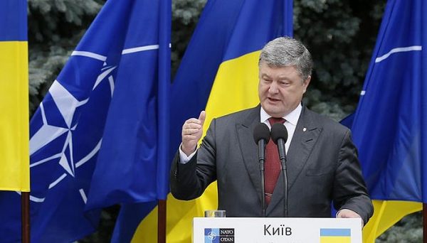 Poroshenko Proposes Putting End to Existence of ‘Russian Church’ in Ukraine