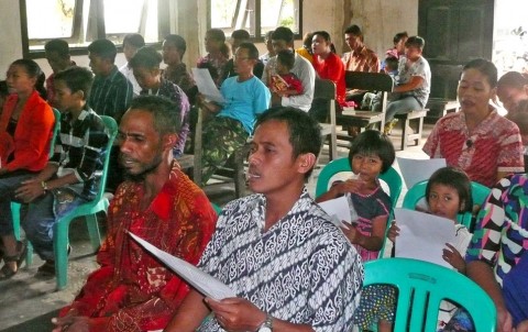 Indonesian Christians Face Increasing Pressures from Society