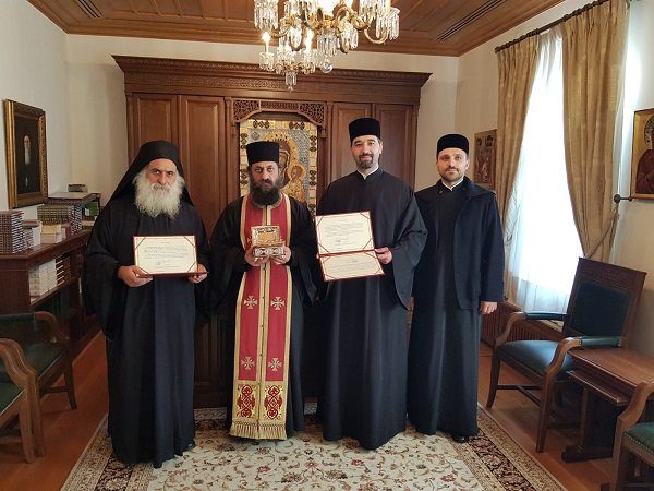 Relics of two Romanian Saints offered to Vatopedi Monastery