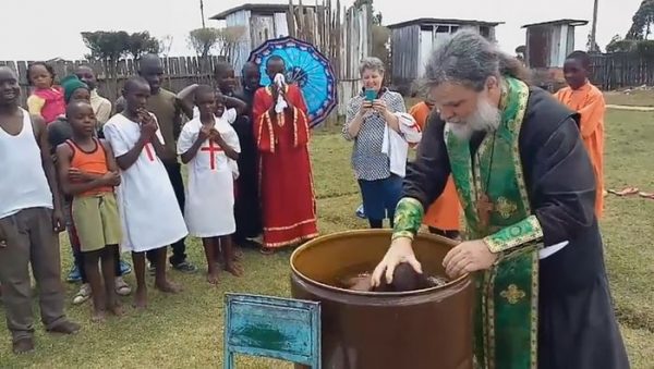 13 Children Baptized into Christ at Kenyan Orphanage