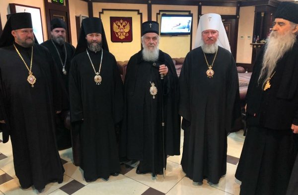 Primate of the Serbian Orthodox Church arrives in Moscow