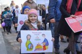 Thousands March for Life in 600 Cities Throughout Romania, Moldova