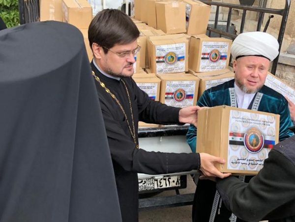 Interreligious Delegation from Russia Distributes Humanitarian Aid among Citizens of Syrian Capital