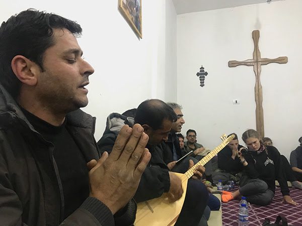 Muslim Syrians Who Suffered ISIS Occupation Now Turning to Christianity