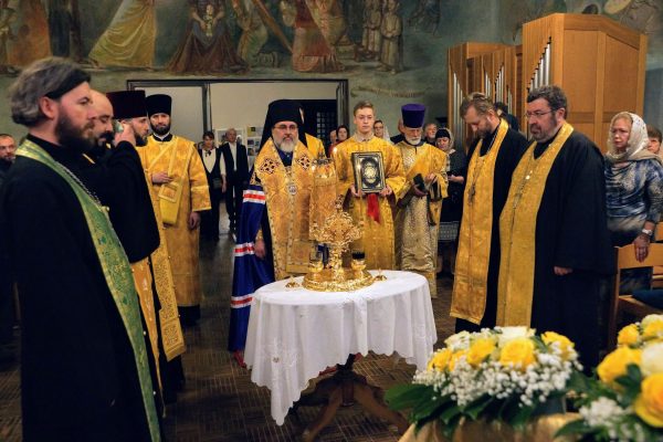 Holy Trinity Church in Switzerland Celebrates its 75th Anniversary