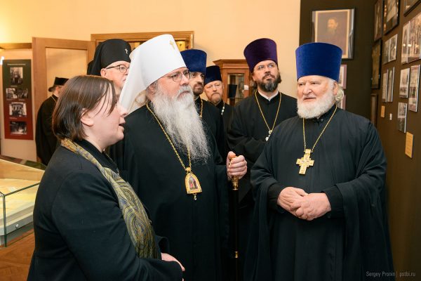 Metropolitan Tikhon Presides over a Symposium on the Life of the Orthodox Church in America