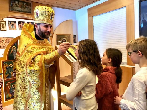 Geneva’s Elevation of the Cross Cathedral Hosts a Winter Children’s Camp