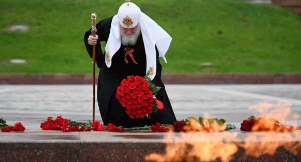 Patriarch Kirill Encourages People to Learn to Love Their Neighbor from War Heroes