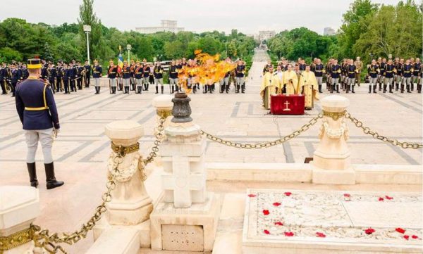 Churches across Romania to Ring Bells to Commemorate Heroes’ Day