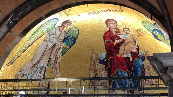 Romania’s Most Significant Mosaic Icon of the Mother of God Emerged in the National Cathedral in Bucharest