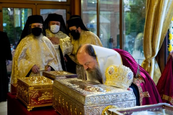 Relics of Bucharest’s Patron Saint Placed for Veneration Outside Patriarchal Cathedral
