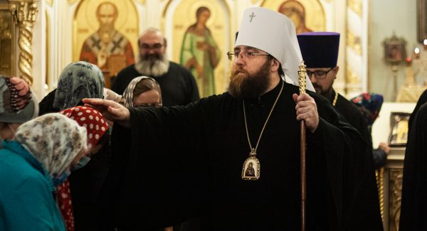 Metropolitan Ignatius of Saratov Helps Raise 50 Million Rubles to Fight COVID-19