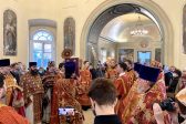 Metropolitan Hilarion of Volokolamsk Officiates Divine Liturgy at at the Moscow representation of the Orthodox Church in America
