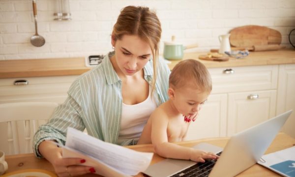 “How to make money during maternity leave online in two hours a day.” 5 dangers of such job vacancies