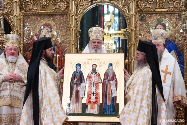 Patriarch Daniel proclaims 2022 Solemn Year of Prayer, Commemorative Year of Hesychast Saints