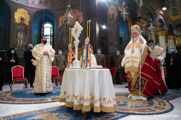 Patriarch Daniel prays for Romania’s national unity, peaceful coexistence and dignified cooperation with other peoples