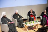 Prospects for developing pilgrimage discussed at Orthodox-Catholic conference in Paris