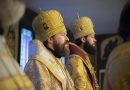 Metropolitan Hilarion and Metropolitan Anthony of Chersonesus Concelebrate the Divine Liturgy in Paris