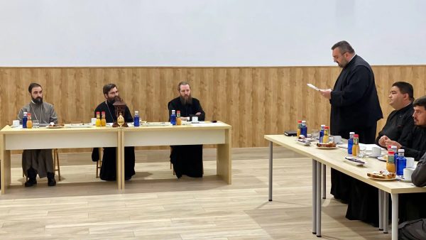 Romanian priests in Madrid draw conclusions on the benefit of praying together with family members