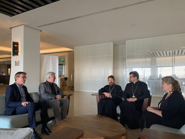 Metropolitan Hilarion meets with leaders of a major inter-Cristian humanitarian organization