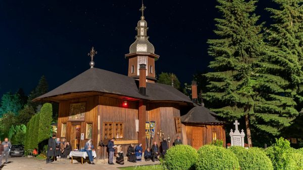 All-night vigil at Sihla Monastery marking Saint Theodora’s 30th canonization anniversary