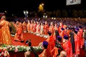 Tens of Thousands of Believers Venerate the Memory of the Royal Family in Yekaterinburg
