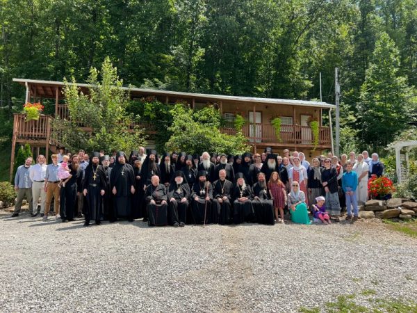 Bishop Nicholas of Manhattan visits Holy Cross Monastery in West Virginia